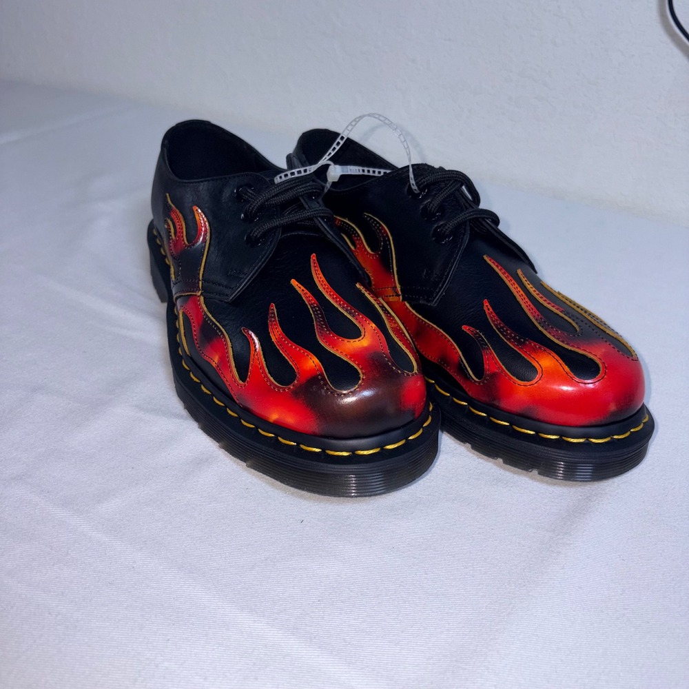 Dr. Martens 1461 Flame Shoes Size 7 Black Red Leather Oxfords air wair fire
New